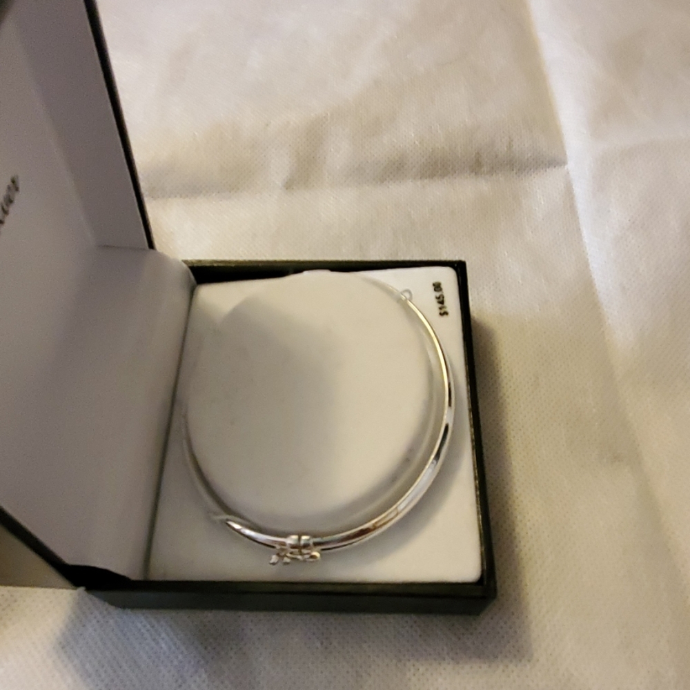 STERLING SILVER BANGLE BRACELET - Picture 2 of 3